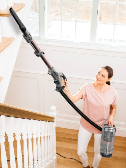 2026 Nuevo aspirador vertical con tecnología DuoClean PowerFin, sistema Powered Lift-Away y cepillo autolimpiante, acabado en color rosa dorado
